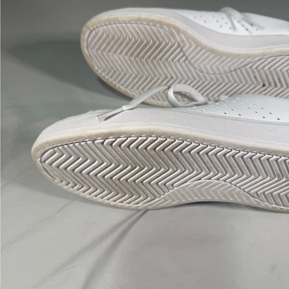 Adidas Advantage White Navy Womens 9 Cloudfoam Sneaker‎